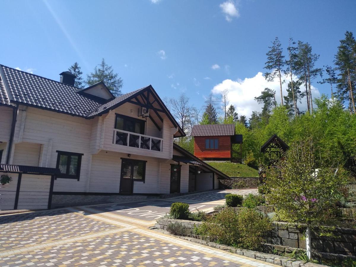 Villa Medova Kosiv Exterior photo
